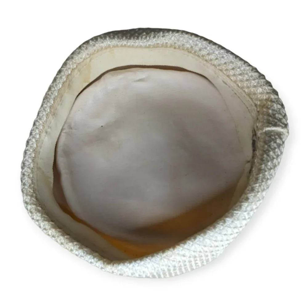 Vintage Ivory Pill Box Hat with Net Veil - Picture 9 of 12